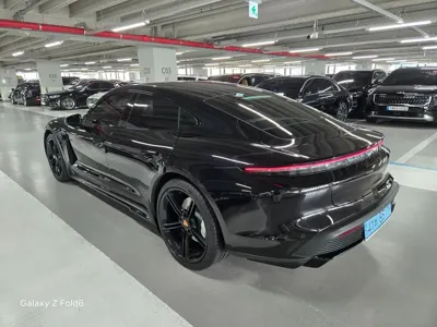 Porsche Taycan 2023, 20094 км, за 135000000 KRW - фото 6