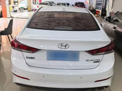 Hyundai Elantra 2018, 92200 км, за 35100 CNY - фото 5