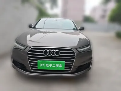 Audi A6L 2018, 133300 км, за 99508.67 CNY