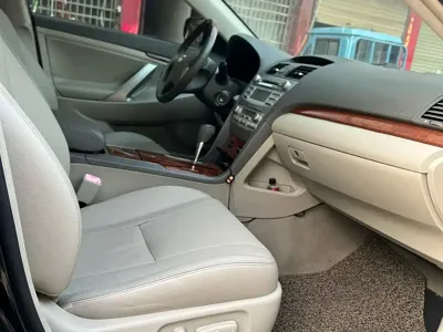 Toyota Camry 2016, 73900 км, за 49200 CNY - фото 12