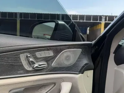 Mercedes-Benz CLS 2019, 75000 км, за 208800 CNY - фото 11