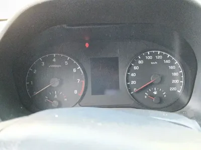 Hyundai Verna 2017, 92500 км, за 24800 CNY - фото 4