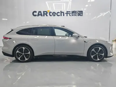 Nio ET5T 2025, 13000 км, за 162000 CNY