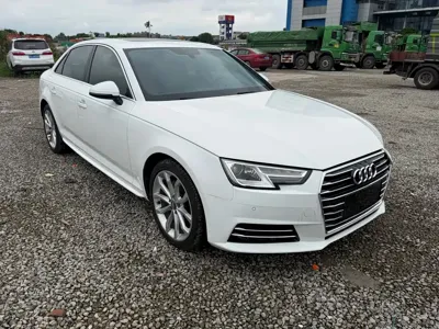 Audi A4L 2018, 65000 км, за 76000 CNY