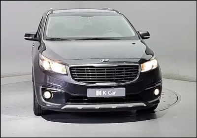 Kia Canival · 2017 год