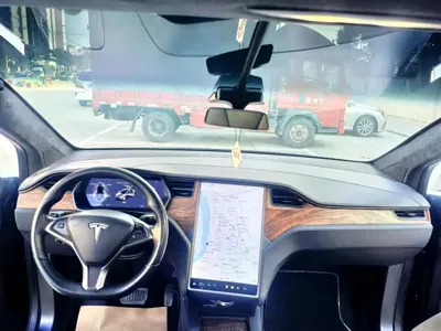 Tesla Model X 2020, 60000 км, за 216600 CNY - фото 7