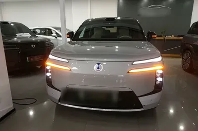 Denza N8L 2025, 7800 км, за 288015.85 CNY