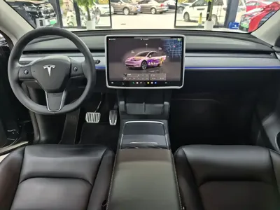 Tesla Model Y 2024, 13000 км, за 223800 CNY - фото 6