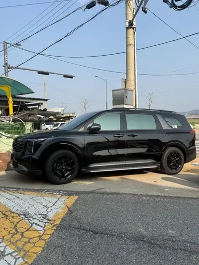 Kia Canival 2025, 36500 км, за 25490000 KRW