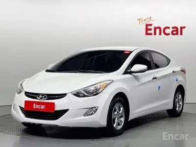 Hyundai Avante · 2013 год