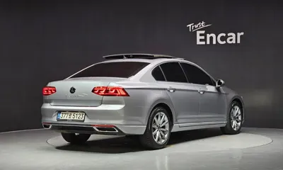 Volkswagen Passat 2021, 53925 км, за 24000000 KRW