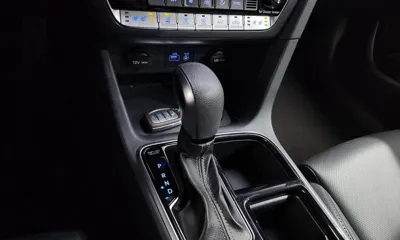 Hyundai Sonata 2019, 124947 км, за 12000000 KRW - фото 9
