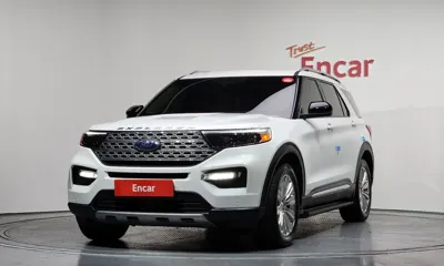 Ford Explorer · 2020 год