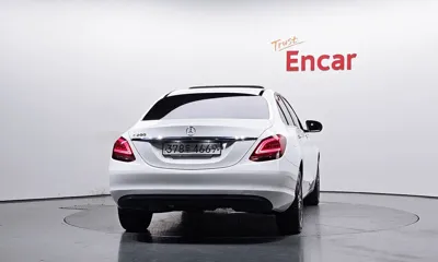 Mercedes-Benz C-Class 2020, 69743 км, за 23300000 KRW