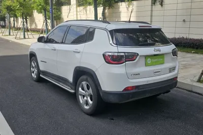 Jeep Compass 2019, 60100 км, за 47728.54 CNY