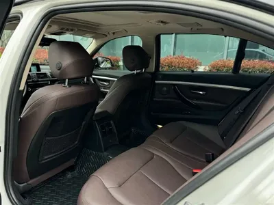 BMW 3 Series 2019, 100000 км, за 89800 CNY - фото 8