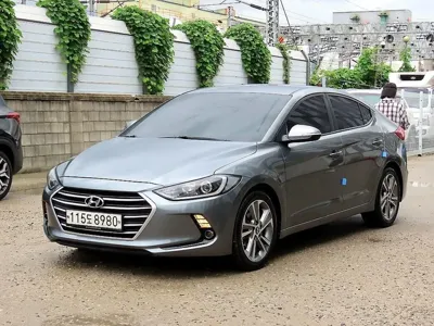 Hyundai Avante · 2018 год
