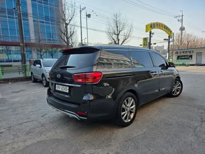 Kia Canival 2019, 152204 км, за 12900000 KRW