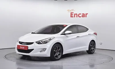 Hyundai Avante · 2012 год