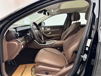 Mercedes-Benz E-Class 2021, 45000 км, за 275600 CNY - фото 8