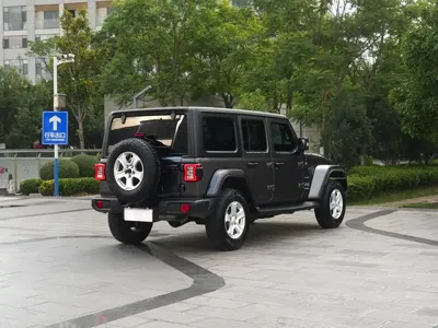 Jeep Wrangler 2018, 35000 км, за 198000 CNY - фото 12