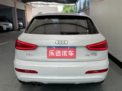 Audi Q3 2015, 106000 км, за 42800 CNY