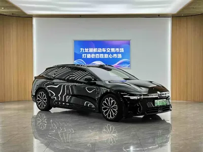 Zeekr 极氪007GT 2025, 8800 км, за 155800 CNY - фото 3