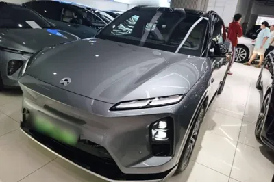 Nio ES6 · 2025 год