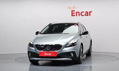 Volvo V40 2015, 56470 км, за 11300000 KRW