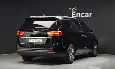 Kia Canival 2020, 107631 км, за 11500000 KRW
