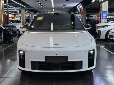 Li Auto 理想i6 2026, 100 км, за 239800 CNY - фото 2