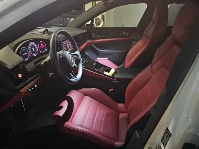 Porsche Panamera 2025, 3508 км, за 169900000 KRW - фото 2