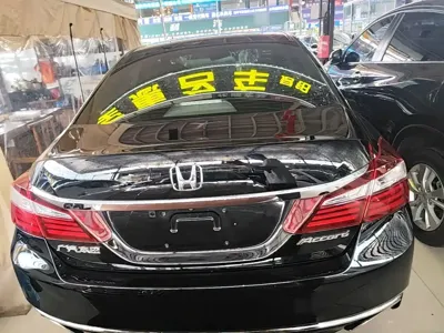Honda Accord 2017, 156900 км, за 56300 CNY - фото 6