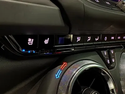 ChevroletGMDaewoo Camaro 2019, 84660 км, за 33000000 KRW - фото 16