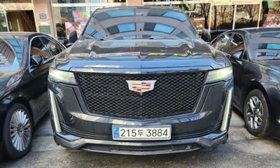 Cadillac Escalade · 2023 год