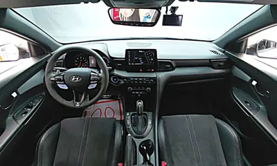 Hyundai Veloster 2021, 84445 км, за 19600000 KRW