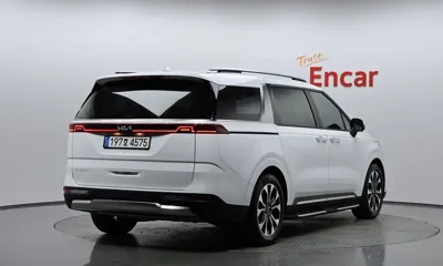 Kia Canival 2023, 30339 км, за 29000000 KRW