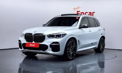 BMW X5 · 2022 год