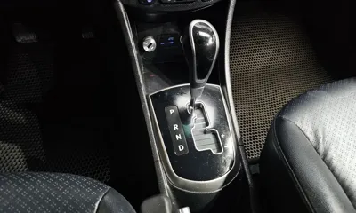 Hyundai Accent 2015, 106187 км, за 5600000 KRW - фото 9