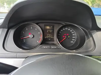 Volkswagen Lavida 2016, 137900 км, за 25400 CNY - фото 12