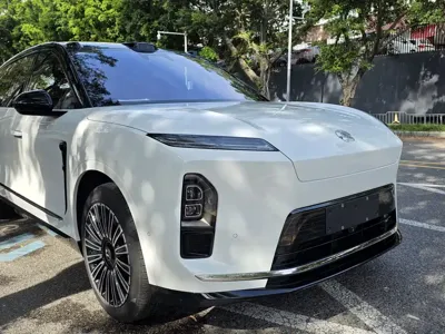 Nio ES8 · 2026 год