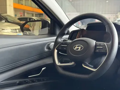 Hyundai Elantra 2022, 30000 км, за 88800 CNY - фото 12