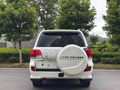 Toyota Land Cruiser 2015, 191000 км, за 296000 CNY - фото 6