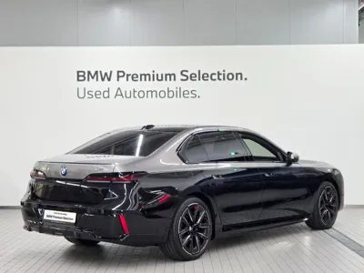 BMW i7 2026, 4490 км, за 161000000 KRW