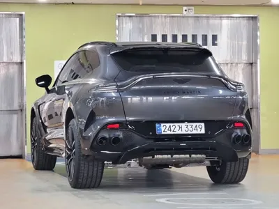 Astonmartin DBX 2023, 6700 км, за 239000000 KRW