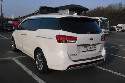 Kia Canival 2016, 179060 км, за 10200000 KRW