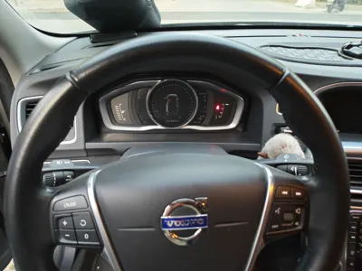 Volvo S60 2016, 95900 км, за 46708.85 CNY - фото 12