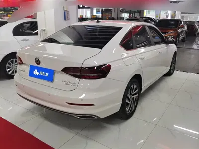 Volkswagen Lavida 2022, 109300 км, за 67000 CNY