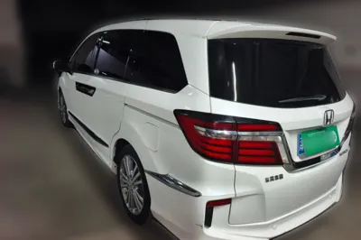 Honda Elysion 2016, 107500 км, за 112499.59 CNY