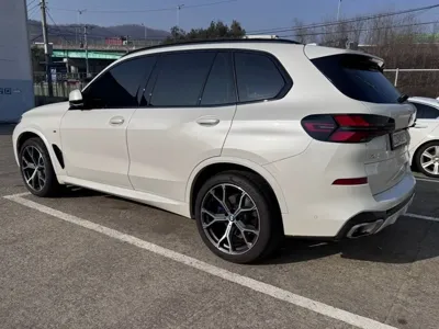 BMW X5 2024, 13025 км, за 100930000 KRW - фото 6